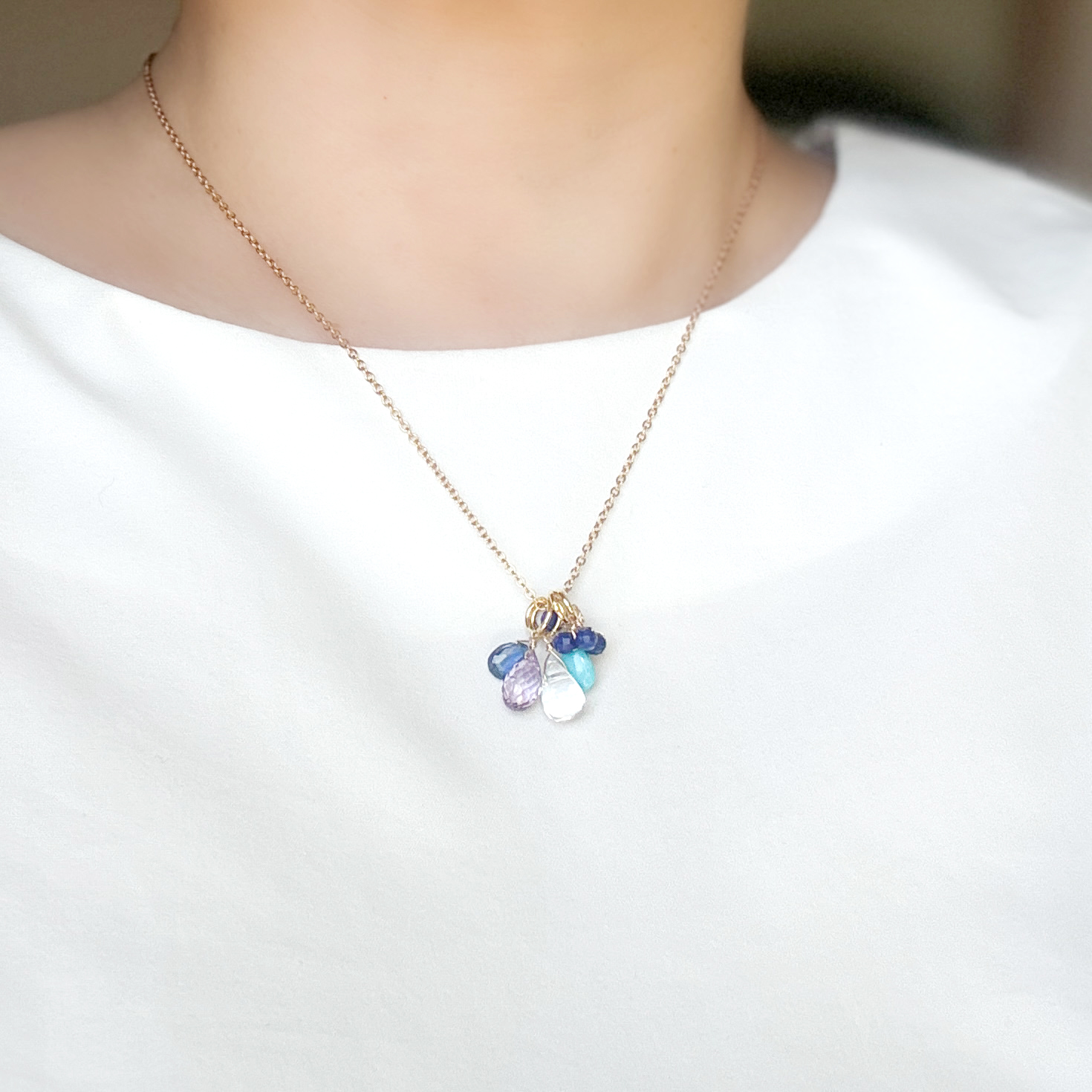 「Aqua Blue」5つの天然石チャーム 着せ替えネックレス|サージカルステンレス